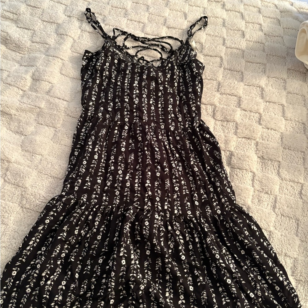 MUDD Brand Black and White Floral Dress